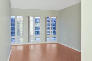 135 S York St, Elmhurst, IL 60126 - Photo 5