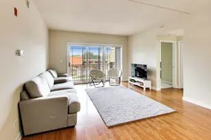 77 N Wolf Rd, Northlake, IL 60164 - Photo 5