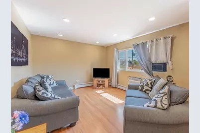 4215 S Harlem Avenue #8, Stickney, IL 60402 - Photo 3