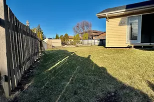 8548 Bethany Ln, Tinley Park, IL 60487 - Photo 11