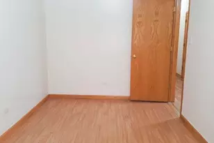 1520 W Superior St, Chicago, IL 60642 - Photo 13