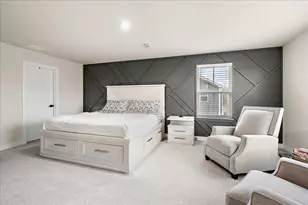 319 Atkinson Dr, Sugar Grove, IL 60554 - Photo 13