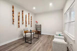 319 Atkinson Dr, Sugar Grove, IL 60554 - Photo 5