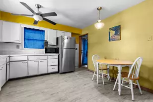 2404 Glenwood Ave, Rockford, IL 61103 - Photo 5