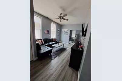 3128 N Clybourn Avenue #2R, Chicago, IL 60618 - Photo 9