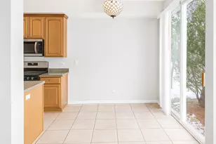 3174 Bromley Ln, Aurora, IL 60502 - Photo 9