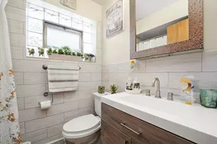 4551 W Foster Ave, Chicago, IL 60630 - Photo 13