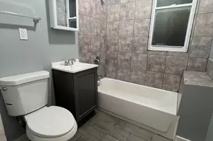 7800 S Burnham Ave, Chicago, IL 60649 - Photo 7