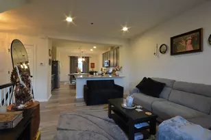 3S624 Everton Dr, Warrenville, IL 60555 - Photo 3