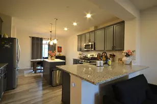 3S624 Everton Dr, Warrenville, IL 60555 - Photo 7