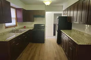 12946 S Carpenter St, Calumet Park, IL 60827 - Photo 5