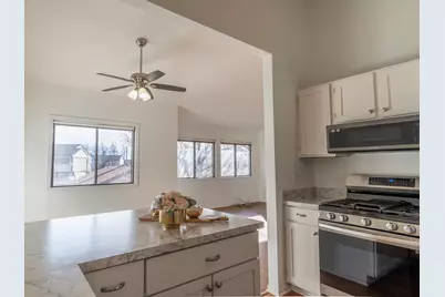 1379 Court Marguerite, Hanover Park, IL 60133 - Photo 7