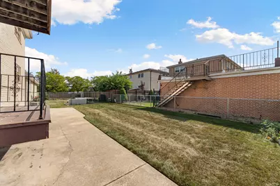 8427 W Windsor Avenue #1, Chicago, IL 60656 - Photo 27