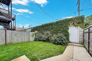 2510 W Iowa St, Chicago, IL 60622 - Photo 27