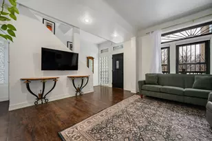 2851 W Division St, Chicago, IL 60622 - Photo 3