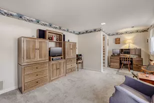 2406 N Lafayette St, Arlington Heights, IL 60004 - Photo 15