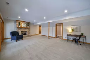 723 Manor Hill Pl, Sugar Grove, IL 60554 - Photo 19