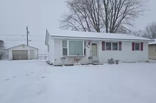 286 S Barbara Dr, Kankakee, IL 60901 - Photo 1