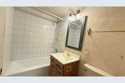 4420 W 111th Street #104, Oak Lawn, IL 60453 - Photo 11