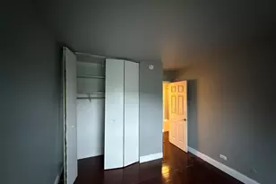 7 E Carriageway Dr, Hazel Crest, IL 60429 - Photo 13