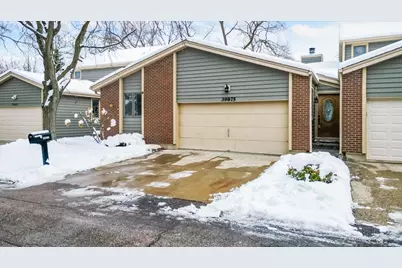 39875 N Golf Lane, Antioch, IL 60002 - Photo 1