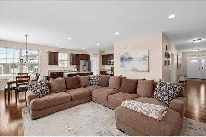 1037 N Carly Circle, Yorkville, IL 60560 - Photo 5