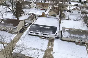 733 Oriole Dr, Streamwood, IL 60107 - Photo 23