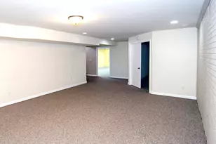 100 Walden Pond Blvd, Monticello, IL 61856 - Photo 49