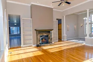 100 Walden Pond Blvd, Monticello, IL 61856 - Photo 9