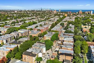 7833 S Kingston Ave, Chicago, IL 60649 - Photo 33