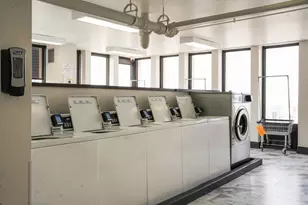 100 E Walton St, Chicago, IL 60611 - Photo 21