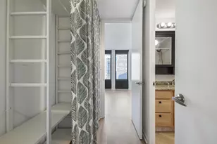 100 E Walton St, Chicago, IL 60611 - Photo 11