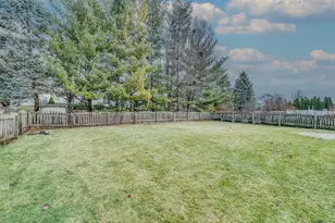 3622 Provence Dr, Saint Charles, IL 60175 - Photo 37