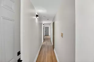 4622 S Calumet Ave, Chicago, IL 60653 - Photo 3