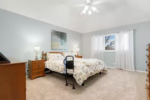 9420 Seton Pl, Orland Park, IL 60467 - Photo 11