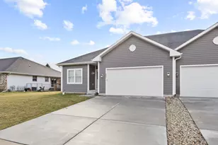 207 Julie Ln, Hampshire, IL 60140 - Photo 1