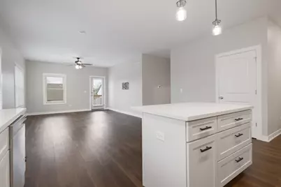 207 Julie Lane, Hampshire, IL 60140 - Photo 11