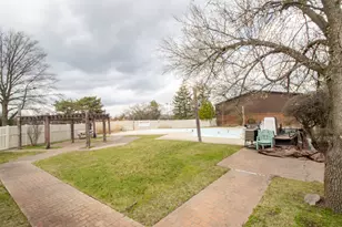 107 65th Lake Dr, Westmont, IL 60559 - Photo 25