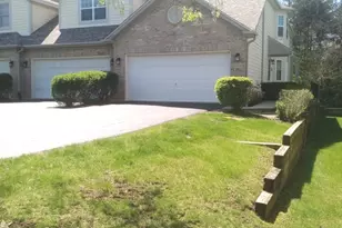 5434 Ashbrook Pl, Downers Grove, IL 60515 - Photo 1