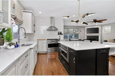 215 7th Street, Downers Grove, IL 60515 - Photo 3