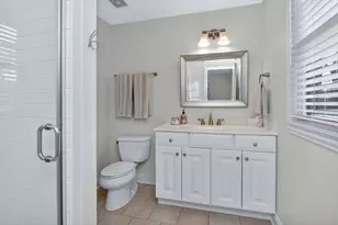 215 7th St, Downers Grove, IL 60515 - Photo 23