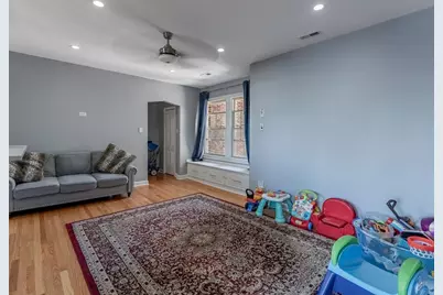 5717 N Kimball Avenue #2N, Chicago, IL 60659 - Photo 5