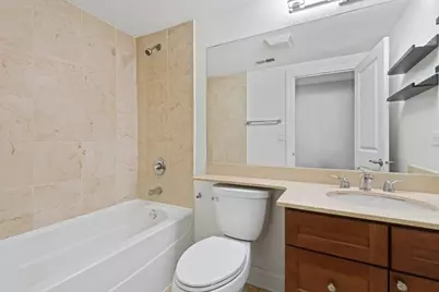 [Address not provided], Chicago, IL 60657 - Photo 7