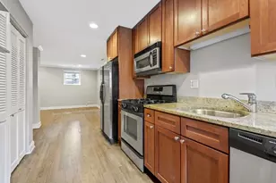 [Address not provided], Chicago, IL 60657 - Photo 5