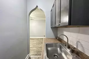 4735 N Beacon St, Chicago, IL 60640 - Photo 5