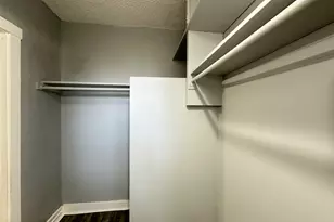 4735 N Beacon St, Chicago, IL 60640 - Photo 15