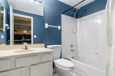 2220 N Hillcrest Court, Round Lake Beach, IL 60073 - Photo 43