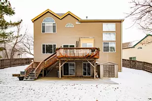 2220 N Hillcrest Ct, Round Lake Beach, IL 60073 - Photo 3