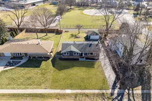 27W073 Jewell Rd, Winfield, IL 60190 - Photo 27