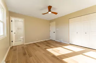 27W073 Jewell Rd, Winfield, IL 60190 - Photo 9